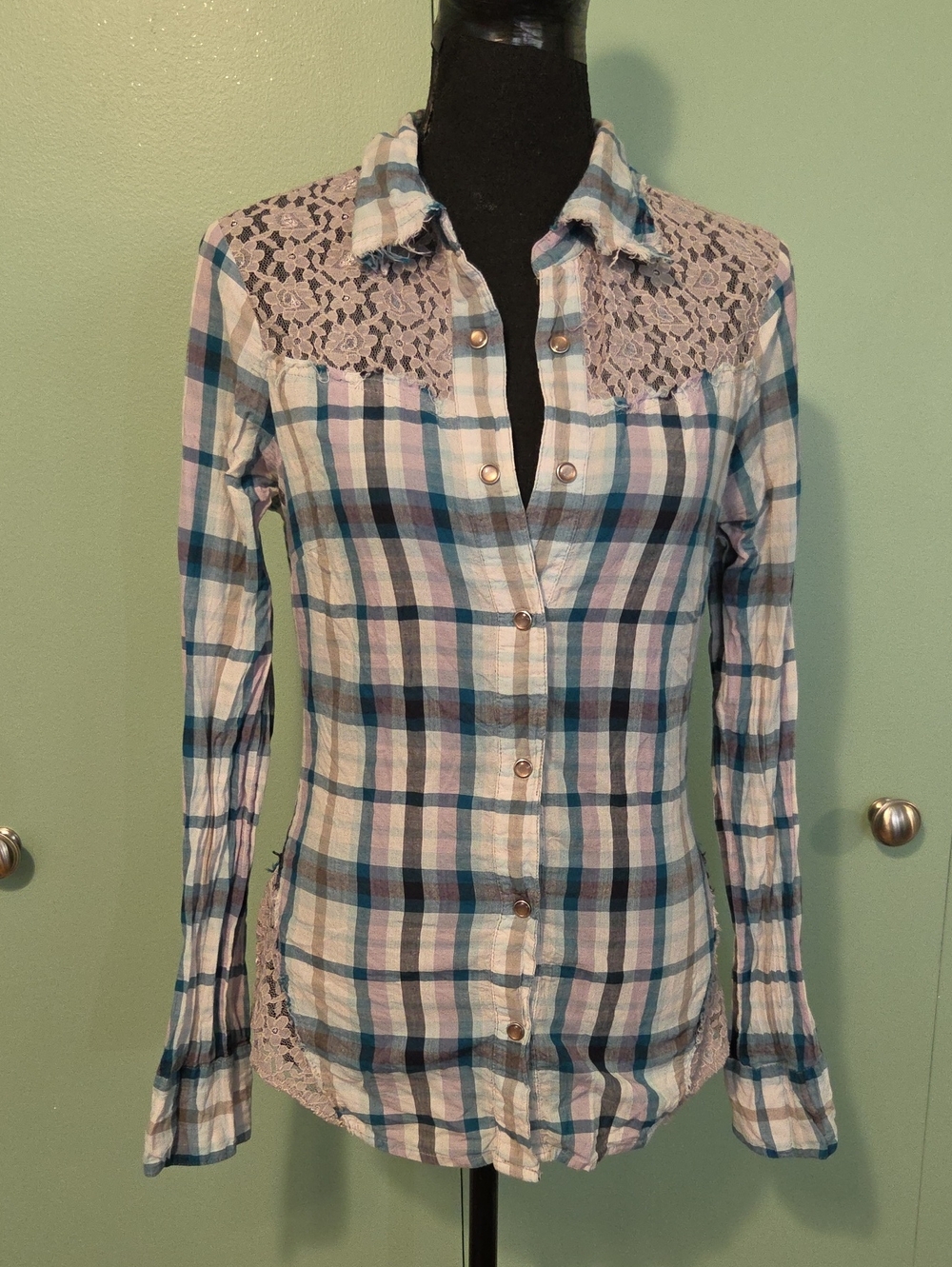 Bke Blue Plaid Lace-Trim Button-Up Shirt Size Medium Boho Western